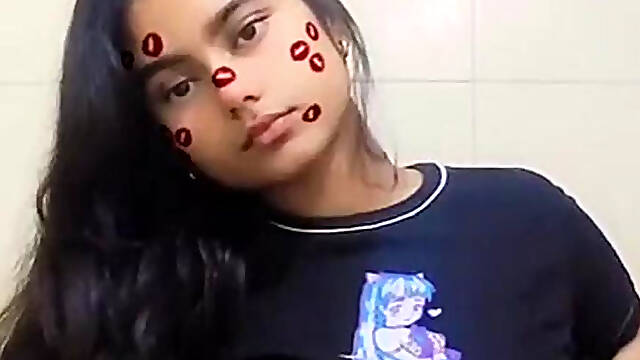 Horny Desi Girlfriend Fuck In Bus Telegram @Leakvideo019