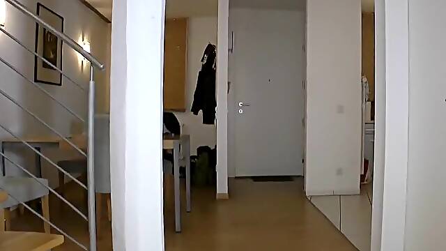 Monisworld - Dorfdepp auf Disco abgeschleppt