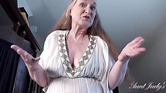 Aunt Judys featuring Gilfs auntjudys dirt