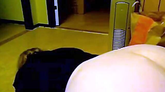 Big-Bottomed Swedish Amateur Takes It from Behind