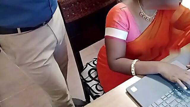 Wife Fuck with Manager in Office cabin