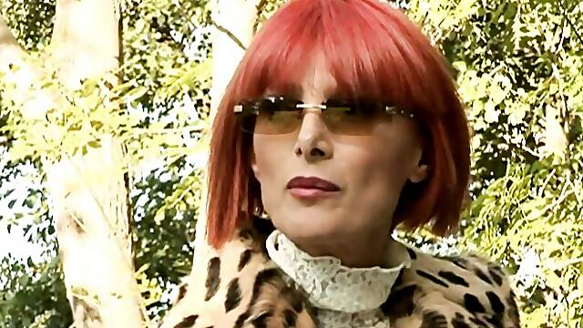 Bedmates hardcore sex by MILF & GRANNY STORE