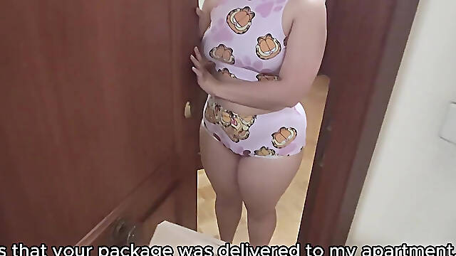 Chubby MILF gets fucked by her neighbor - Amateur