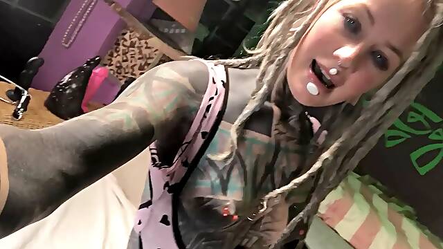 Horny Alternative Tattooed Girl Shows Her Sex Toys With Ass Plug In