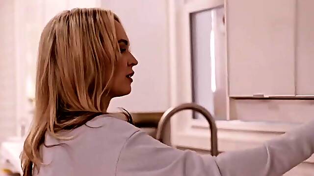 Anna Claire Clouds gets wet and wild in LustCinemas Last Splash EP1 - Anna Claire Clouds