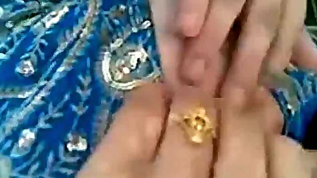 Pashto outdoor x video