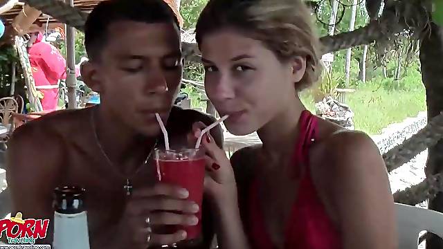 Gorgeous amateur emotion-charged xxx clip