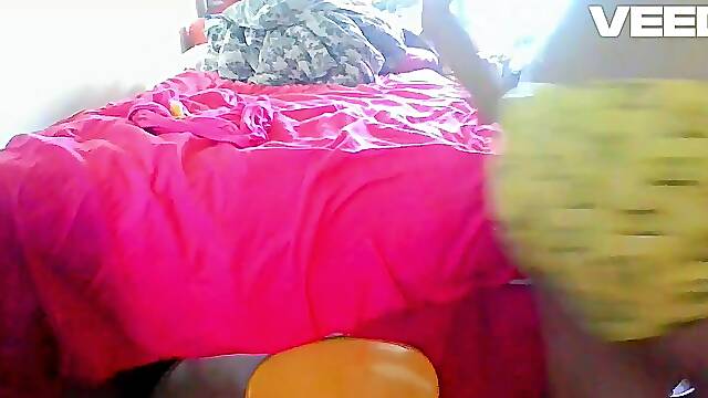 YELLOW ASS SHORTS ROUND BROWN BOOTY POV ORAL PLEASURE COSPLAY BROWNSKIN