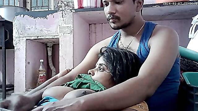 Indian palace wife meaty sumptuous boobs