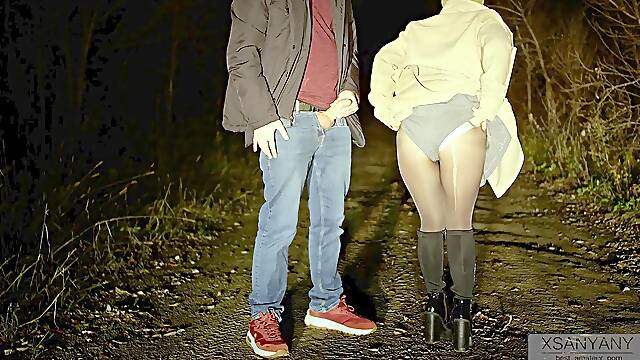 An incredible stranger caught me draining in a public park