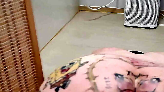 Korean Sexy Femdom cigarette torture My Toilet Tattoo Piercing Slave