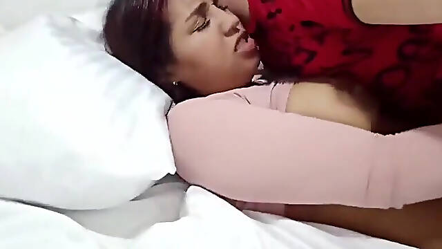 Brunette with Big Natural Tits Fucks Deliciously and Without a Condom I Found Her on a Dating App